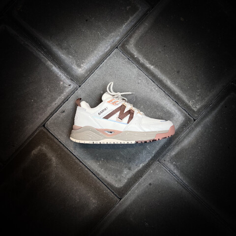 Karhu Fusion XC  Lily White Pine Bark F830023 sneaker