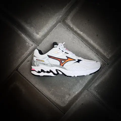 Mizuno Wave MG4 LS White  Brick D1GA2652 01